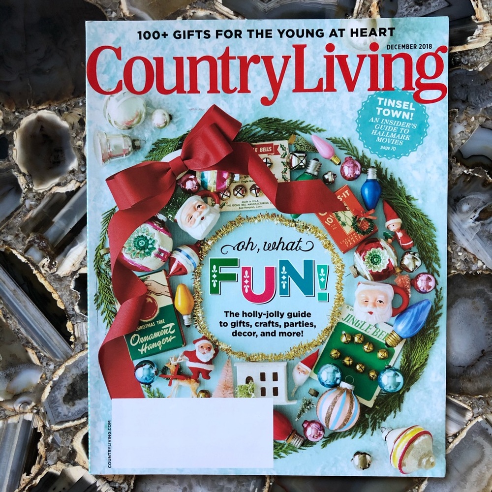 4️⃣/$12 December 2018 Country Living Magazine